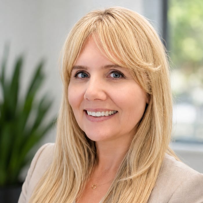 Melissa Jacobs headshot